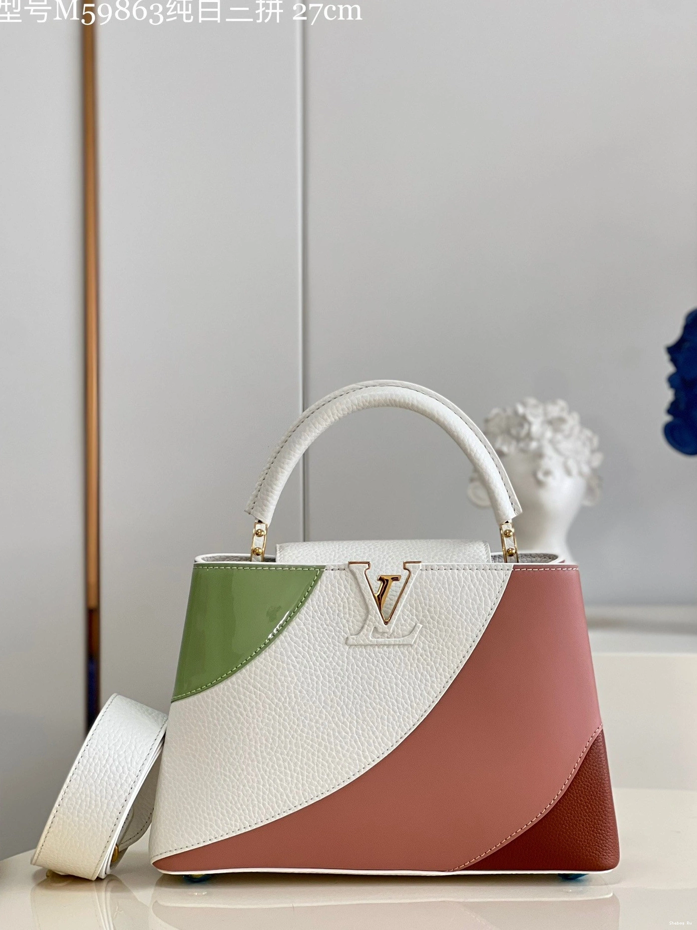 LOUIS CAPUCINES VUITTON BB 0816